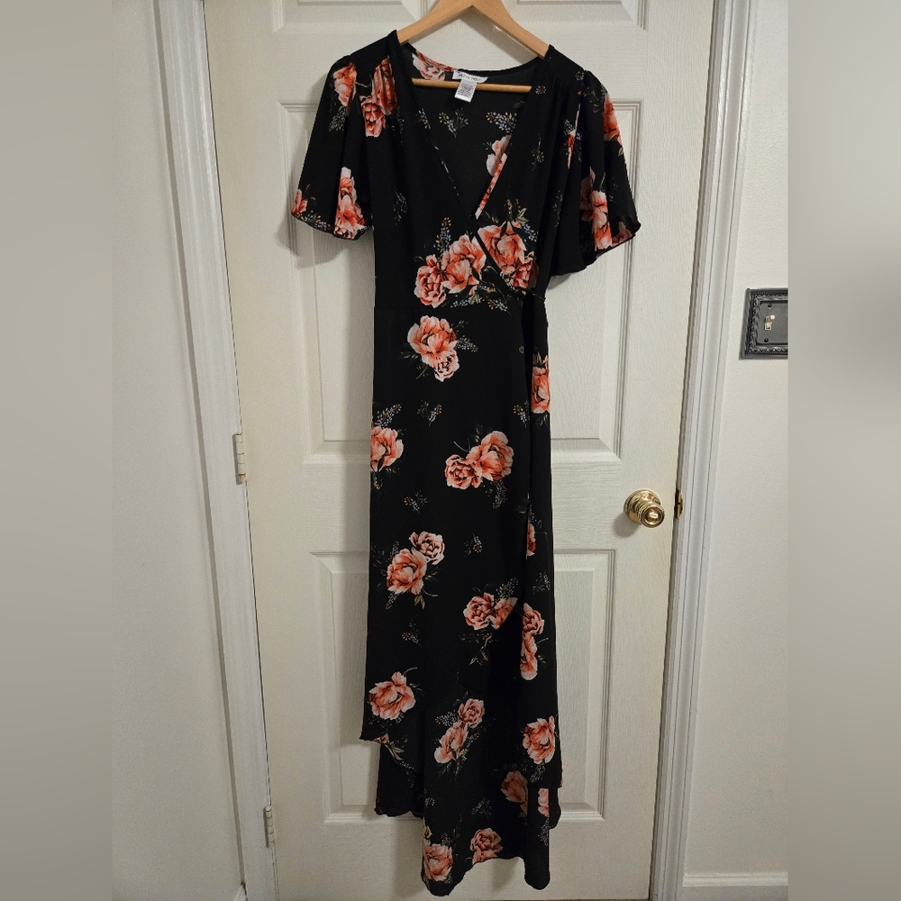 Miley + Molly Black and Pink Floral Wrap Maxi Dress Size Large